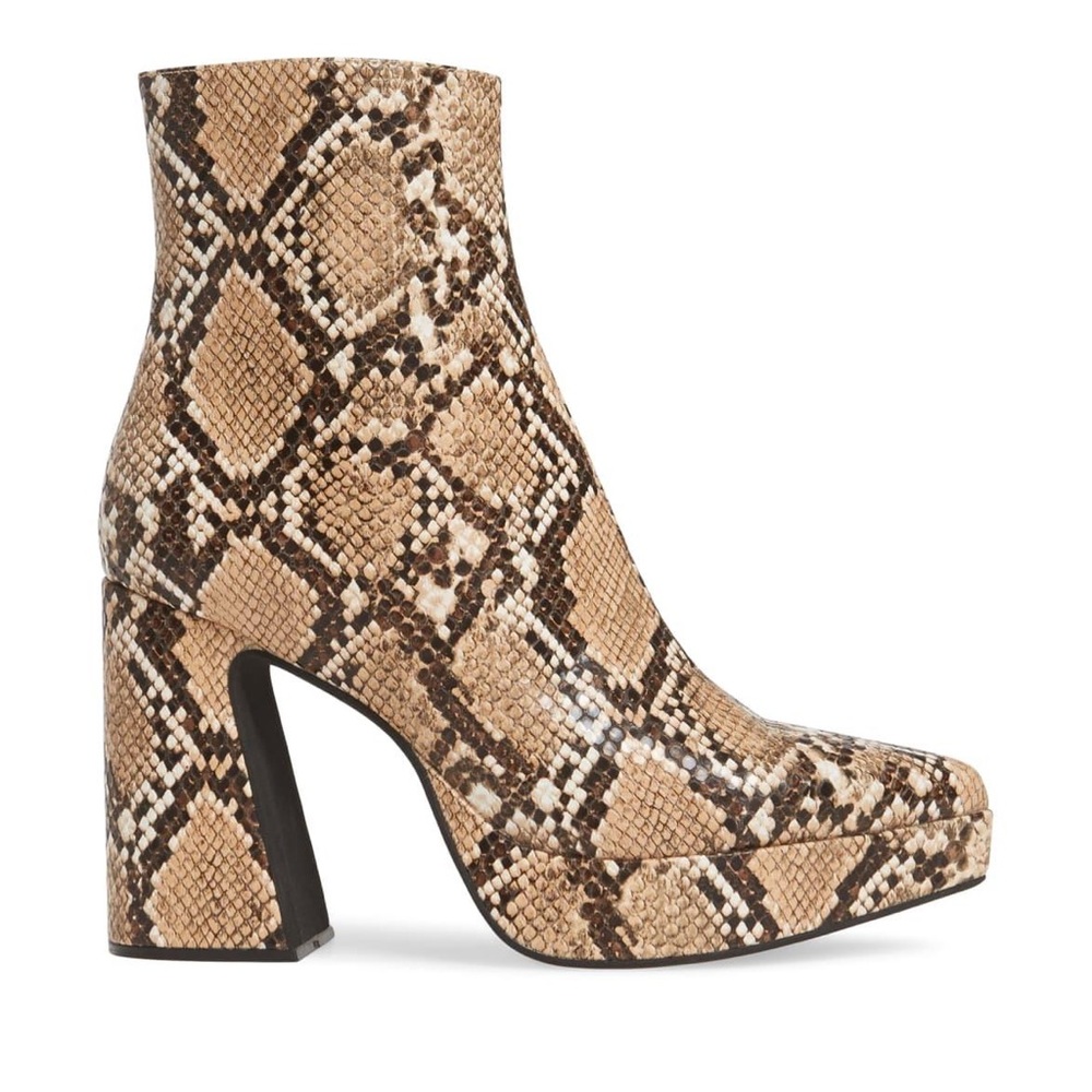 Jeffrey Campbell Dormant Boot Beige Snake!